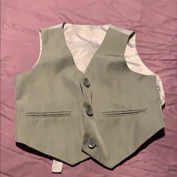 Little boys 4T gray suit - Picture 6 of 10